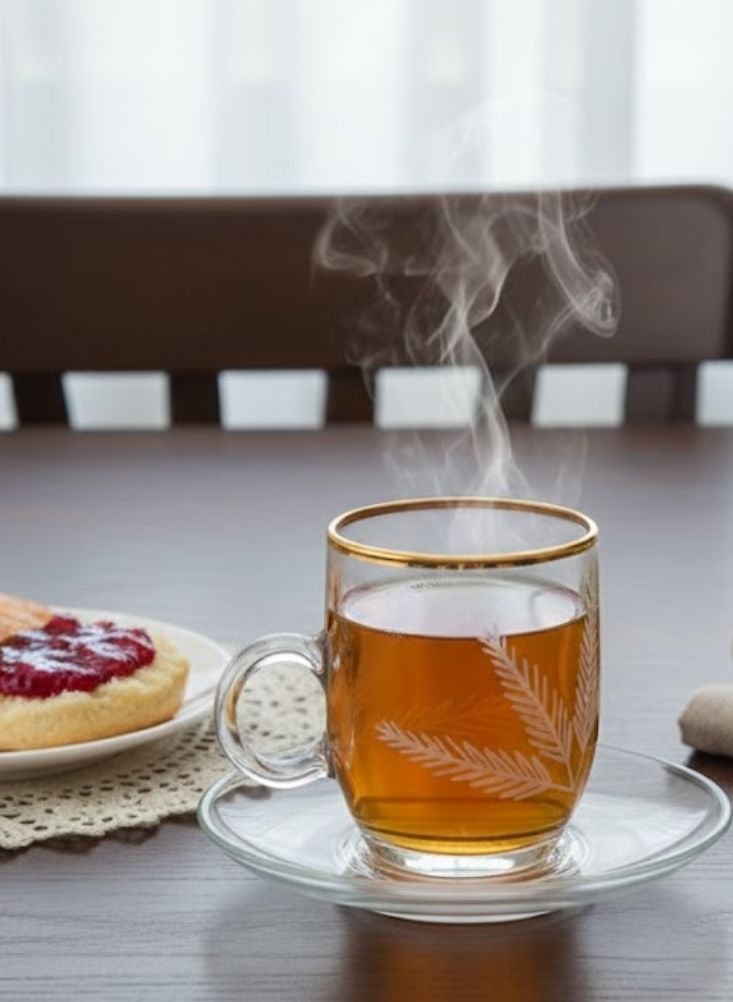 بريميم طقم فناجين شاي زجاجية بتصميم أوراق ذهبية مع صحون مكوّن من ست قطع - Image 2